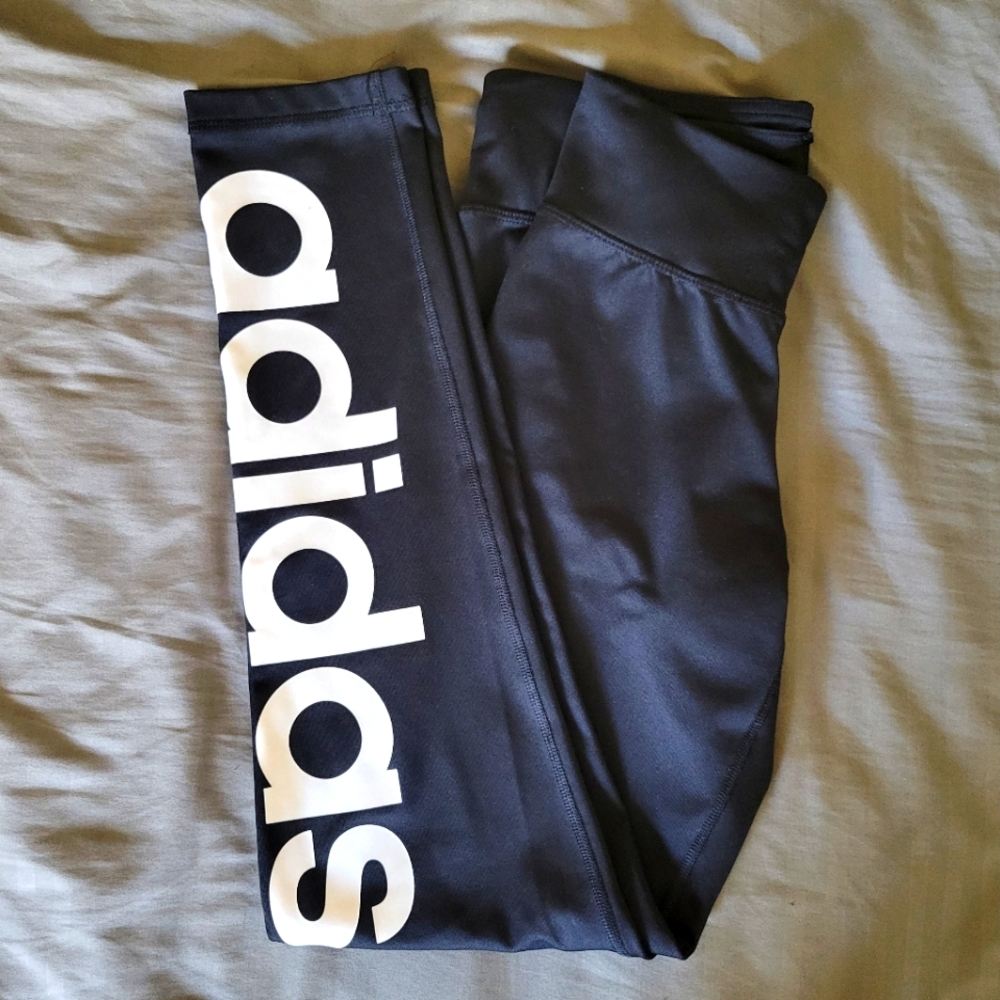 Adidas leggings